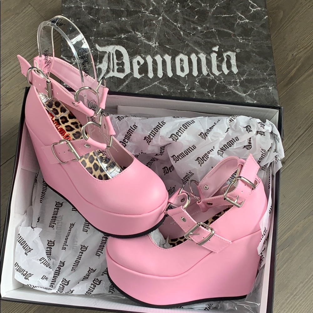 Demonia Poison 99